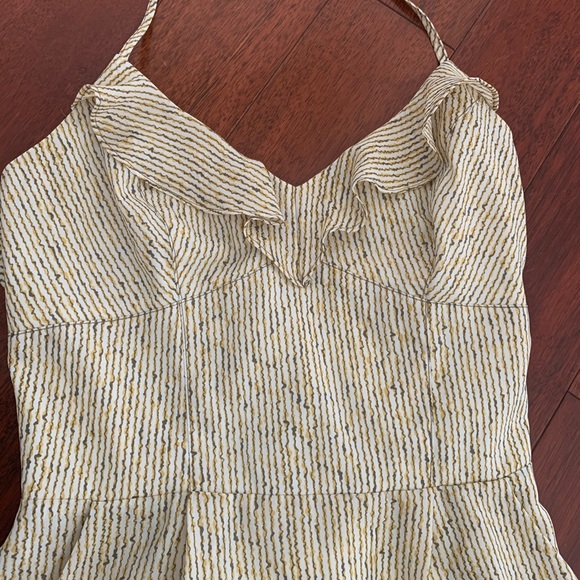 BCBGeneration Short Party Dress Buttercream - Picture 4 of 10